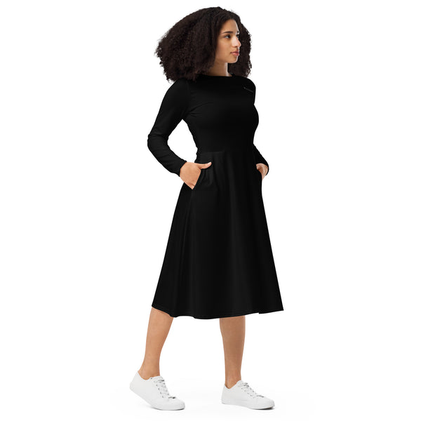 BlackMoxi long sleeve midi dress w/blk lettering