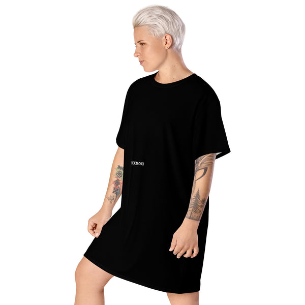 BlackMoxi T-shirt dress w/wht lettering